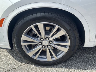 2025 Cadillac XT6 FWD Premium Luxury