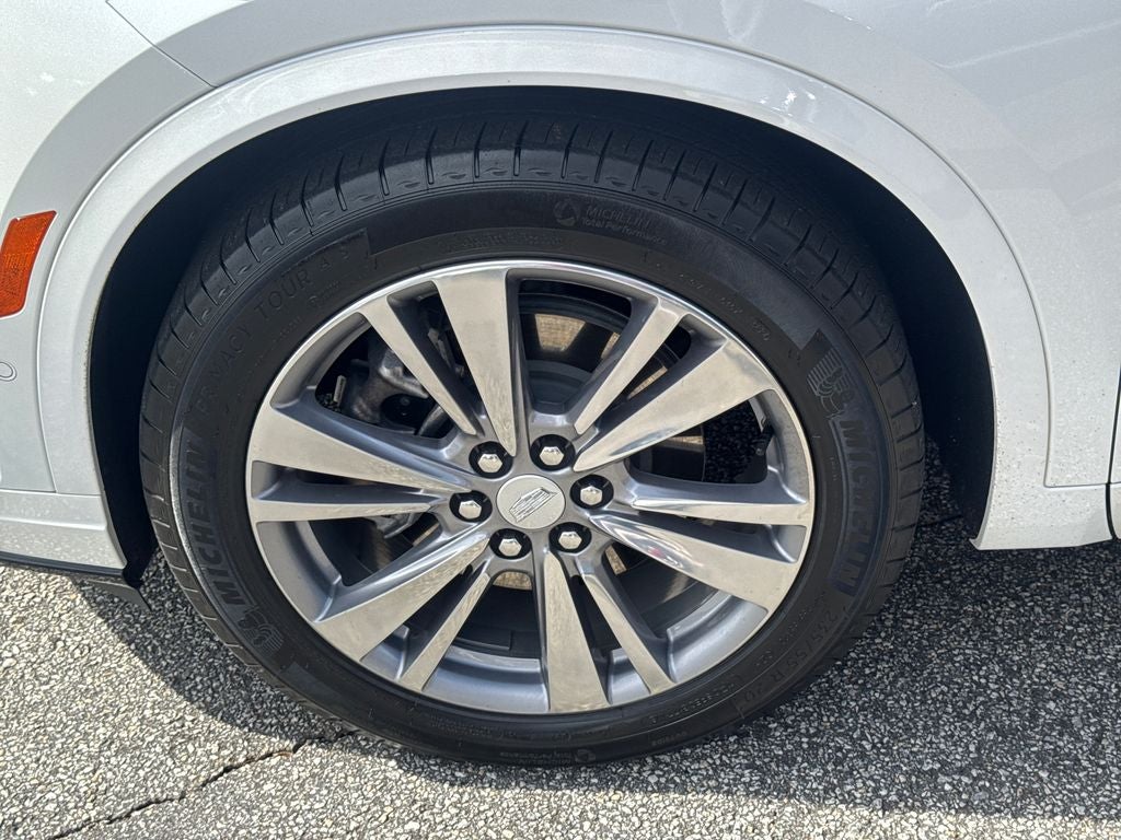 2025 Cadillac XT6 FWD Premium Luxury