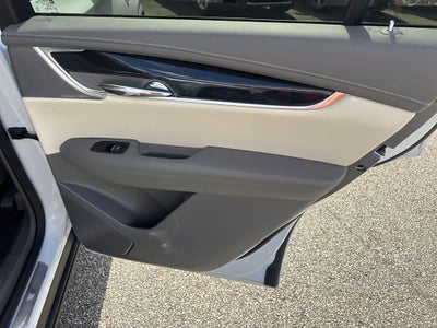 2025 Cadillac XT6 FWD Premium Luxury