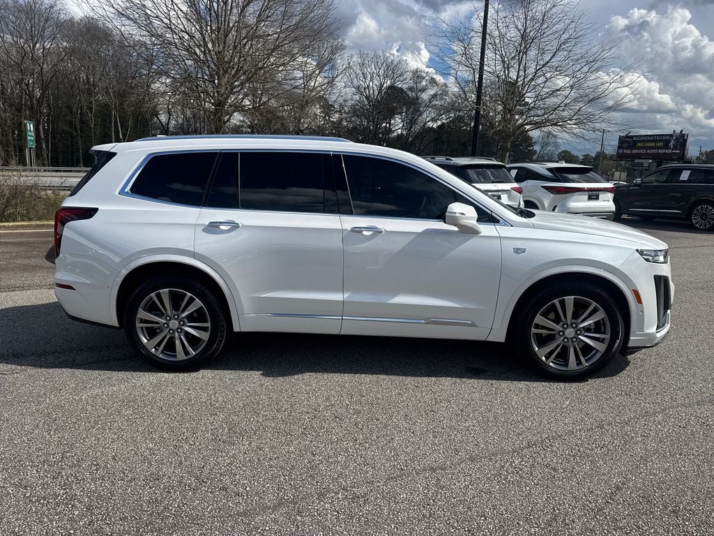2025 Cadillac XT6 FWD Premium Luxury