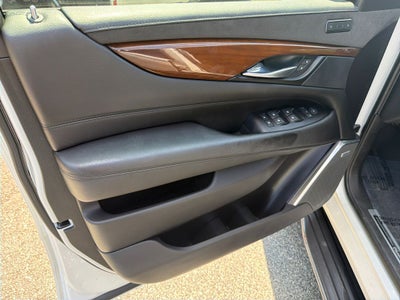 2019 Cadillac Escalade Luxury