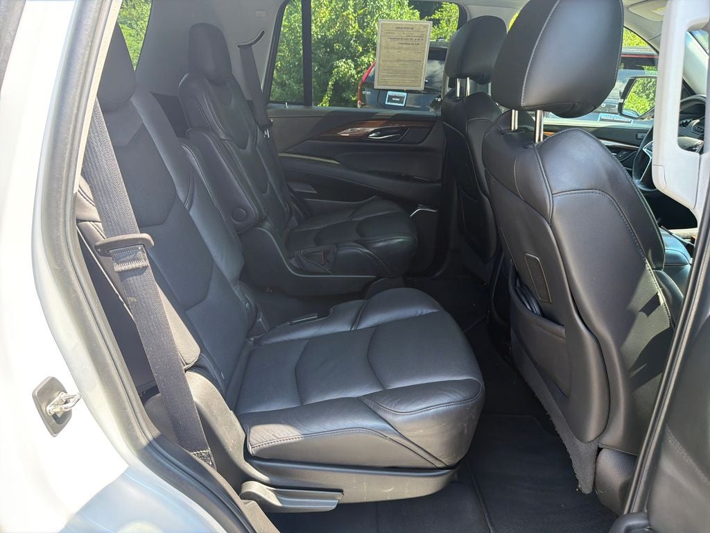 2019 Cadillac Escalade Luxury