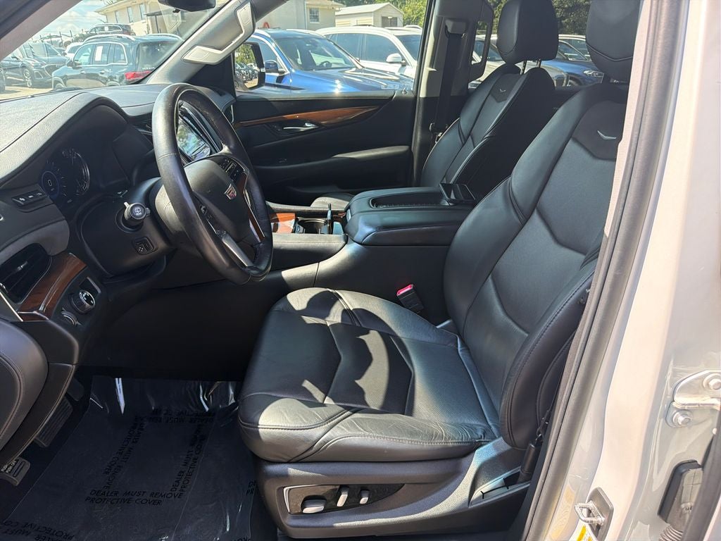 2019 Cadillac Escalade Luxury