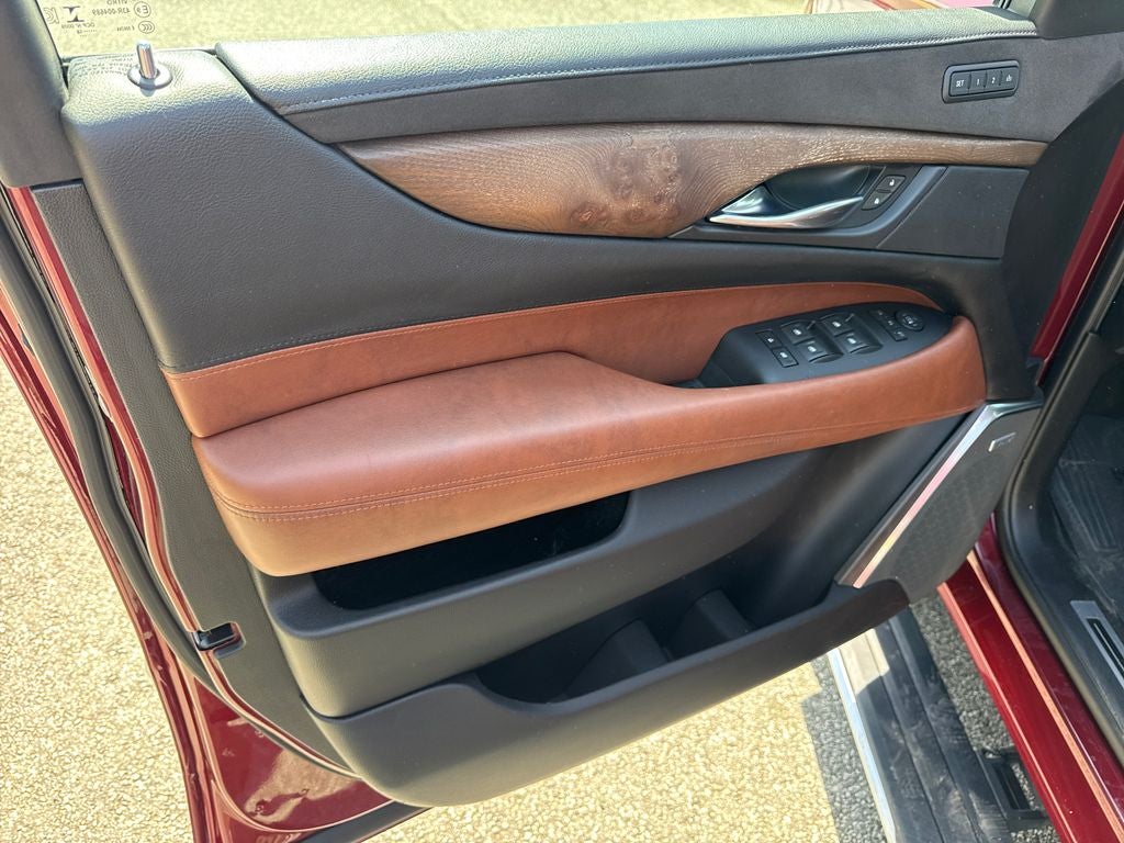 2018 Cadillac Escalade ESV Premium Luxury