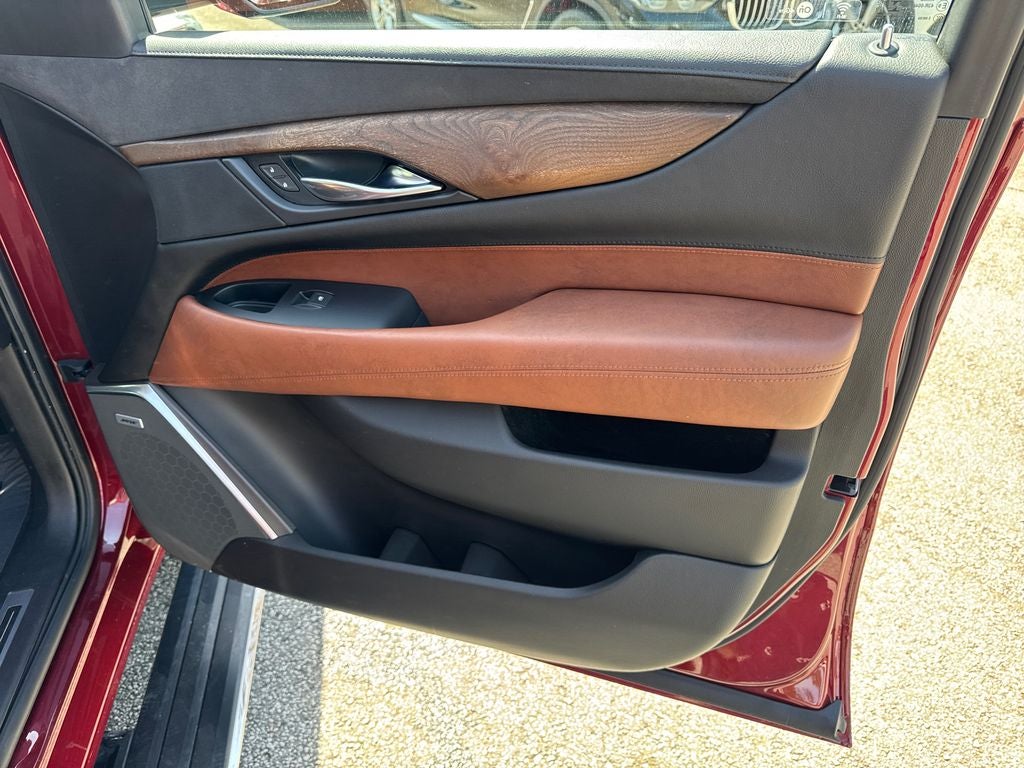 2018 Cadillac Escalade ESV Premium Luxury