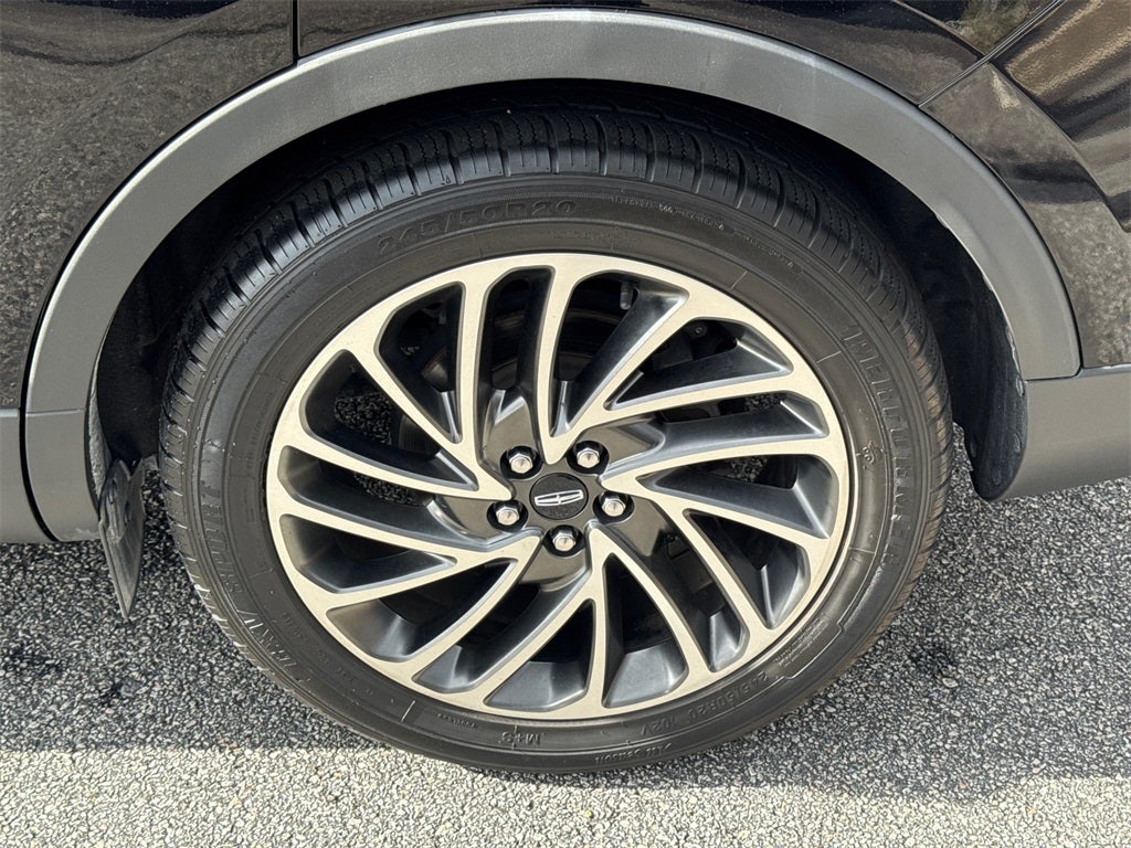 2019 Lincoln Nautilus Reserve