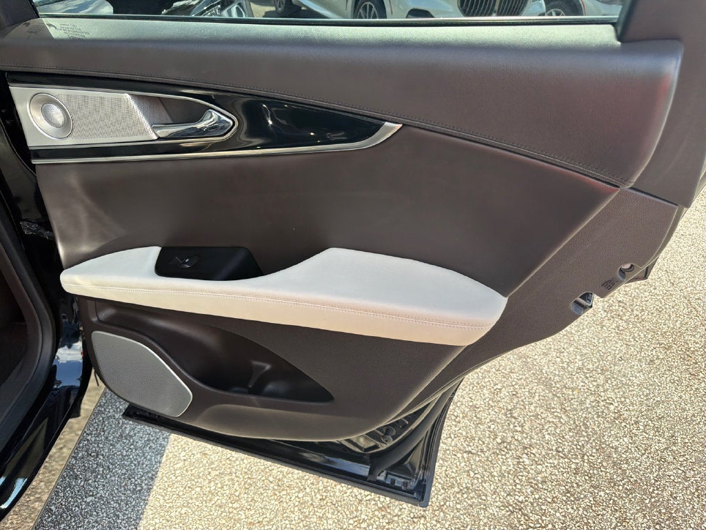 2021 Lincoln Nautilus Black Label SE 21 NAV VS