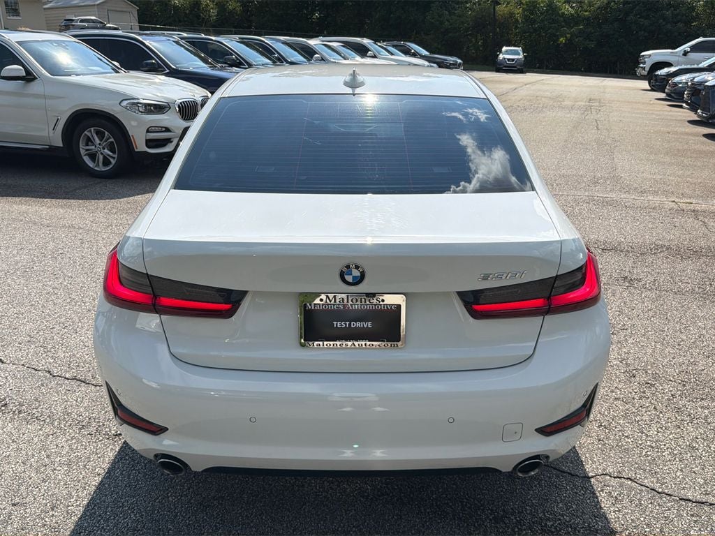 2022 BMW 3 Series 330i