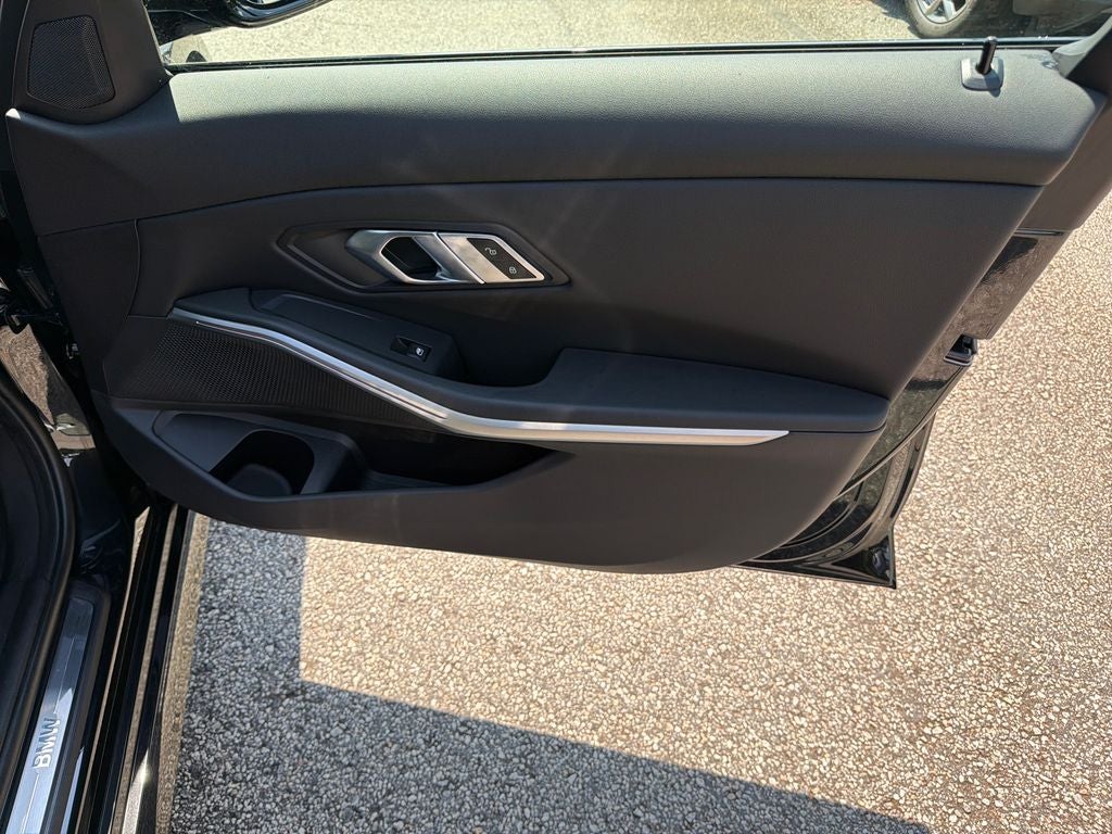 2023 BMW 3 Series 330i