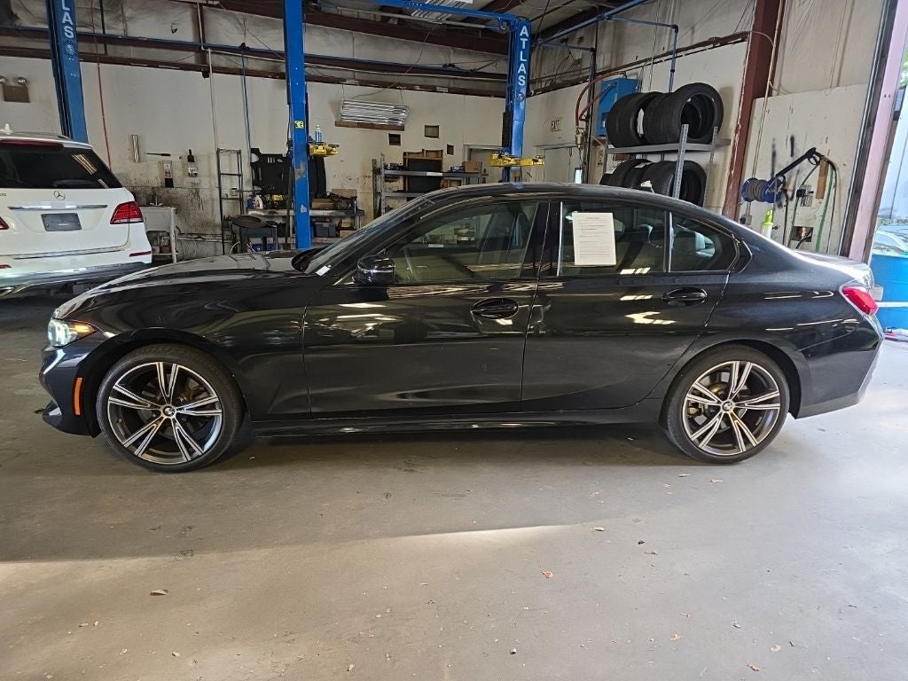 2023 BMW 3 Series 330i