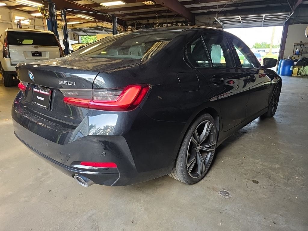 2023 BMW 3 Series 330i