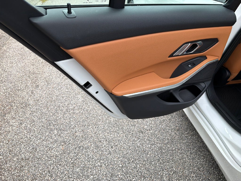 2023 BMW 3 Series 330i SE 19 BS AC
