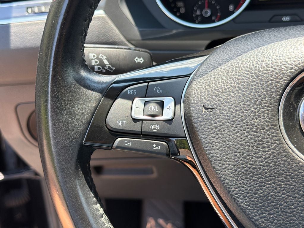 2019 Volkswagen Tiguan SE