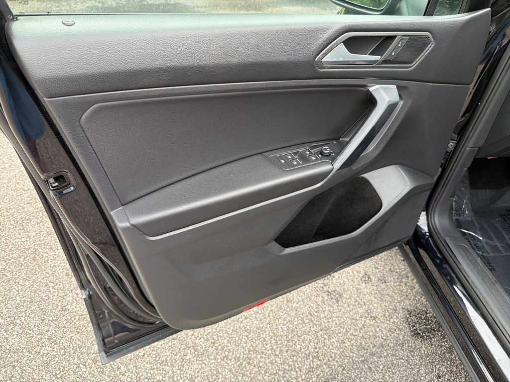 2021 Volkswagen Tiguan SE R-Line Black