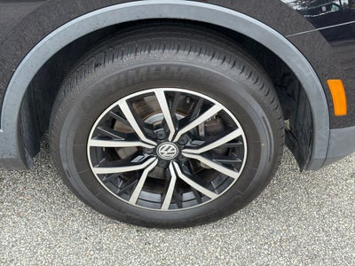 2021 Volkswagen Tiguan SE R-Line Black