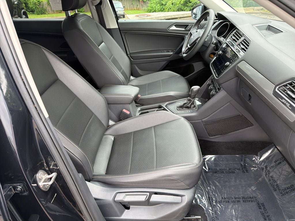 2021 Volkswagen Tiguan SE R-Line Black
