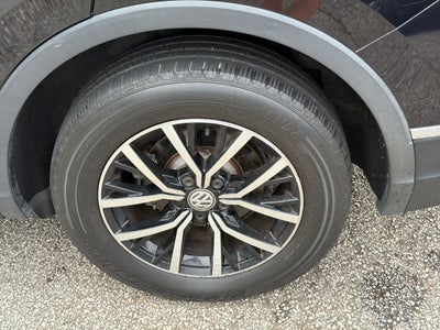 2021 Volkswagen Tiguan SE R-Line Black
