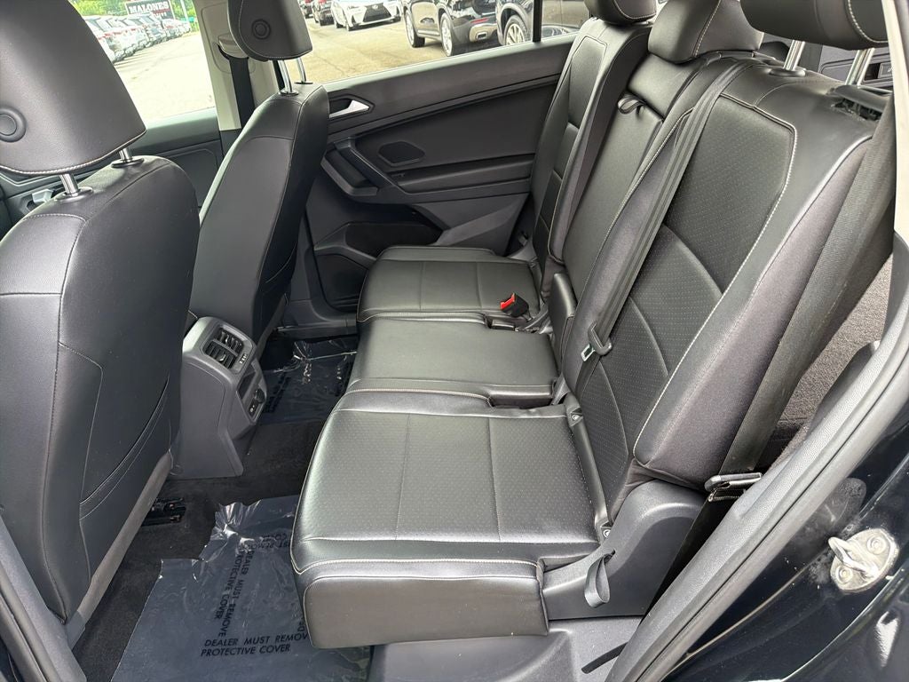 2021 Volkswagen Tiguan SE R-Line Black