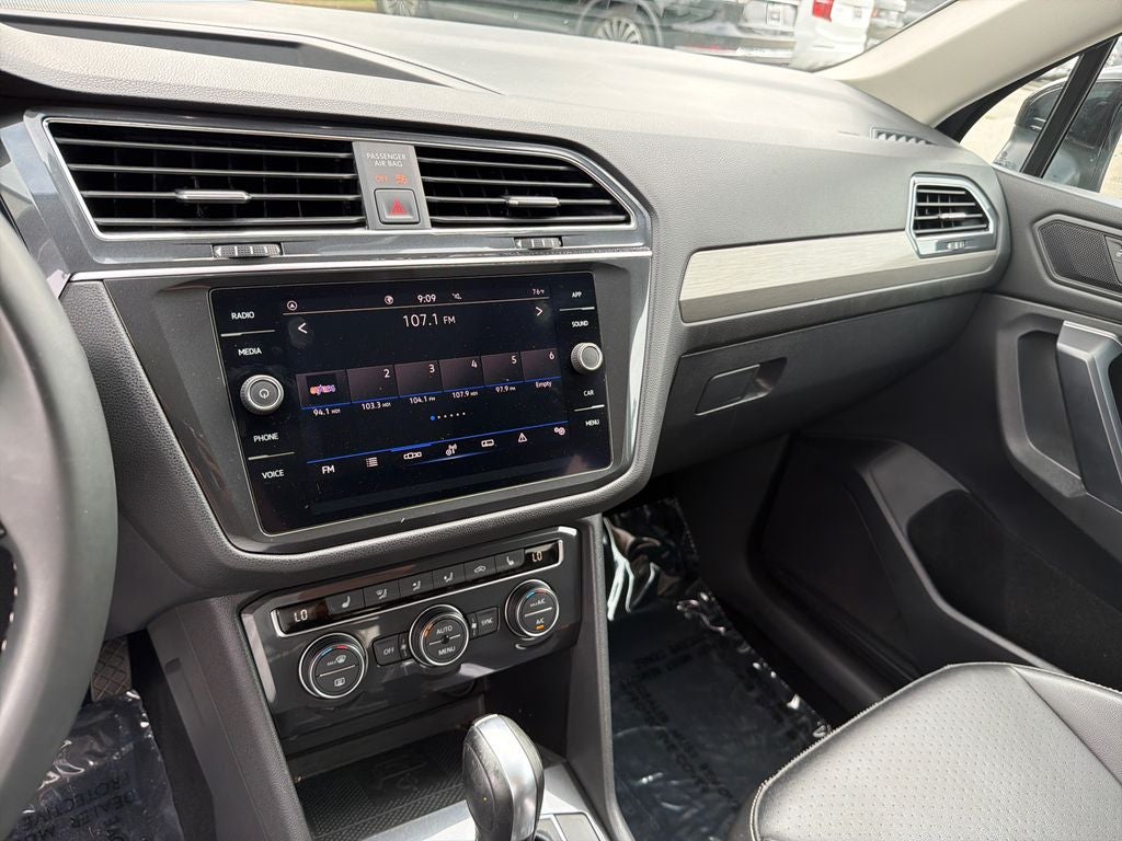 2021 Volkswagen Tiguan SE R-Line Black
