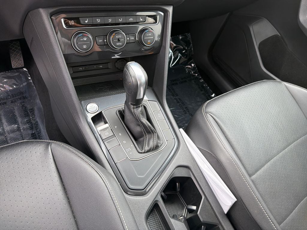 2021 Volkswagen Tiguan SE R-Line Black