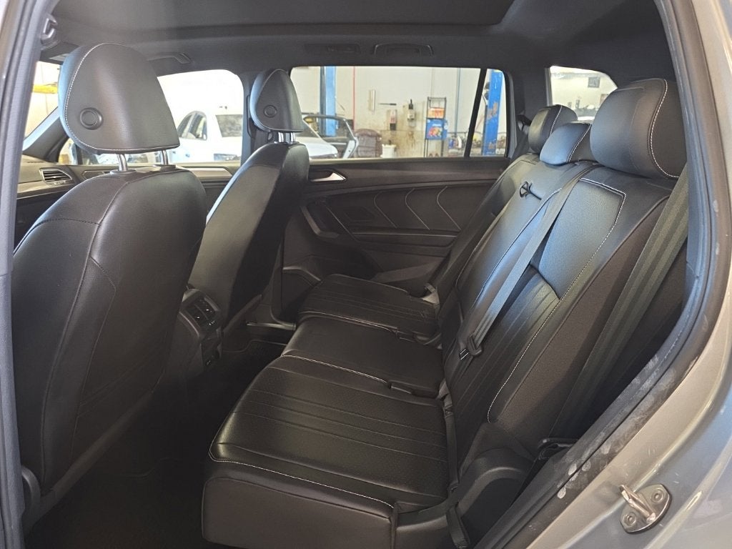 2023 Volkswagen Tiguan 2.0T SE R-Line Black SE 19
