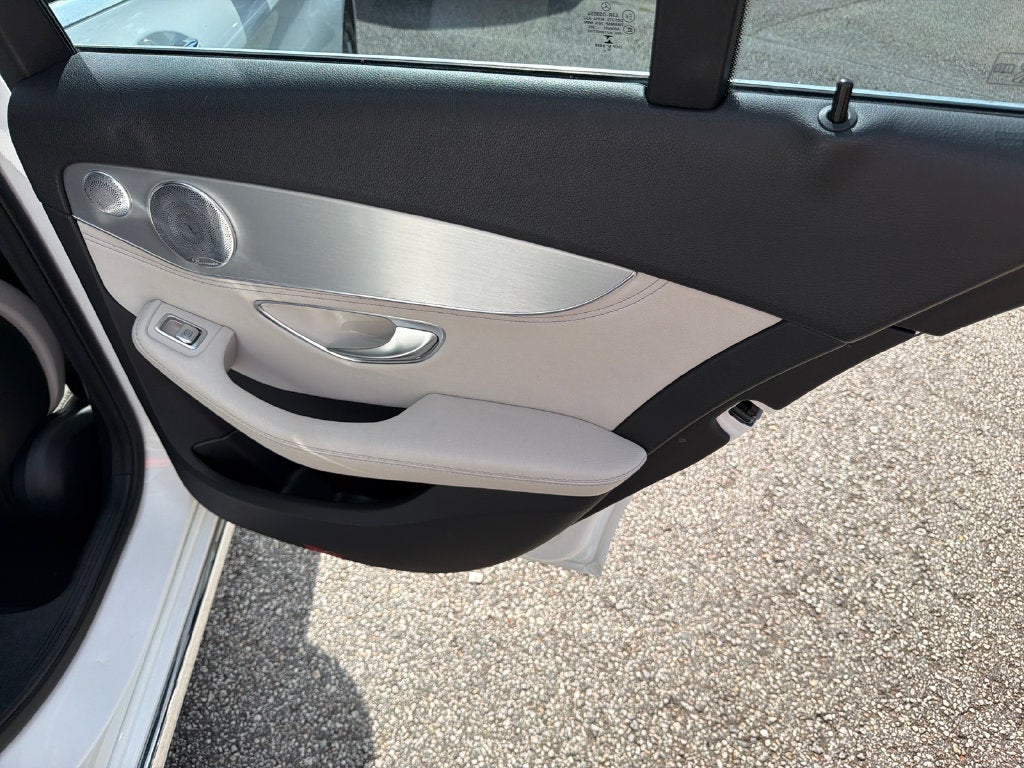 2016 Mercedes-Benz C-Class C 300 SE PANO BS KG