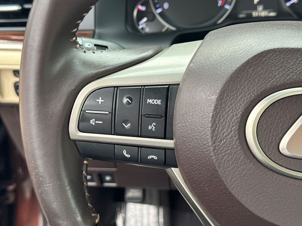 2016 Lexus ES 4dr Sdn