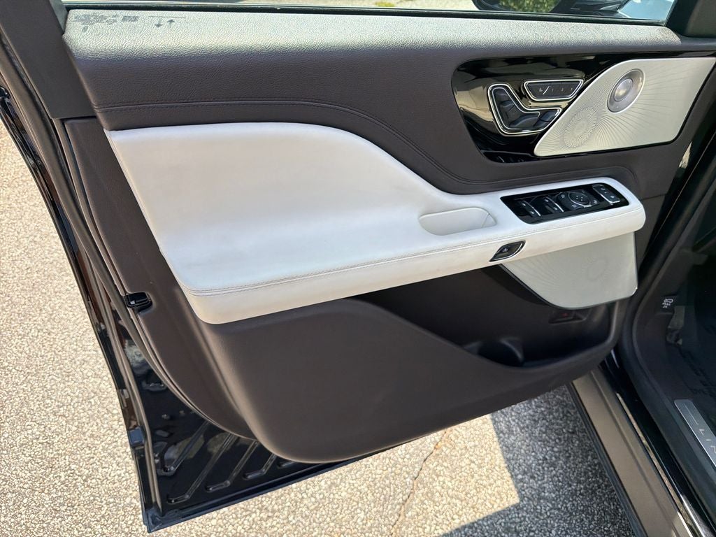 2020 Lincoln Aviator Black Label
