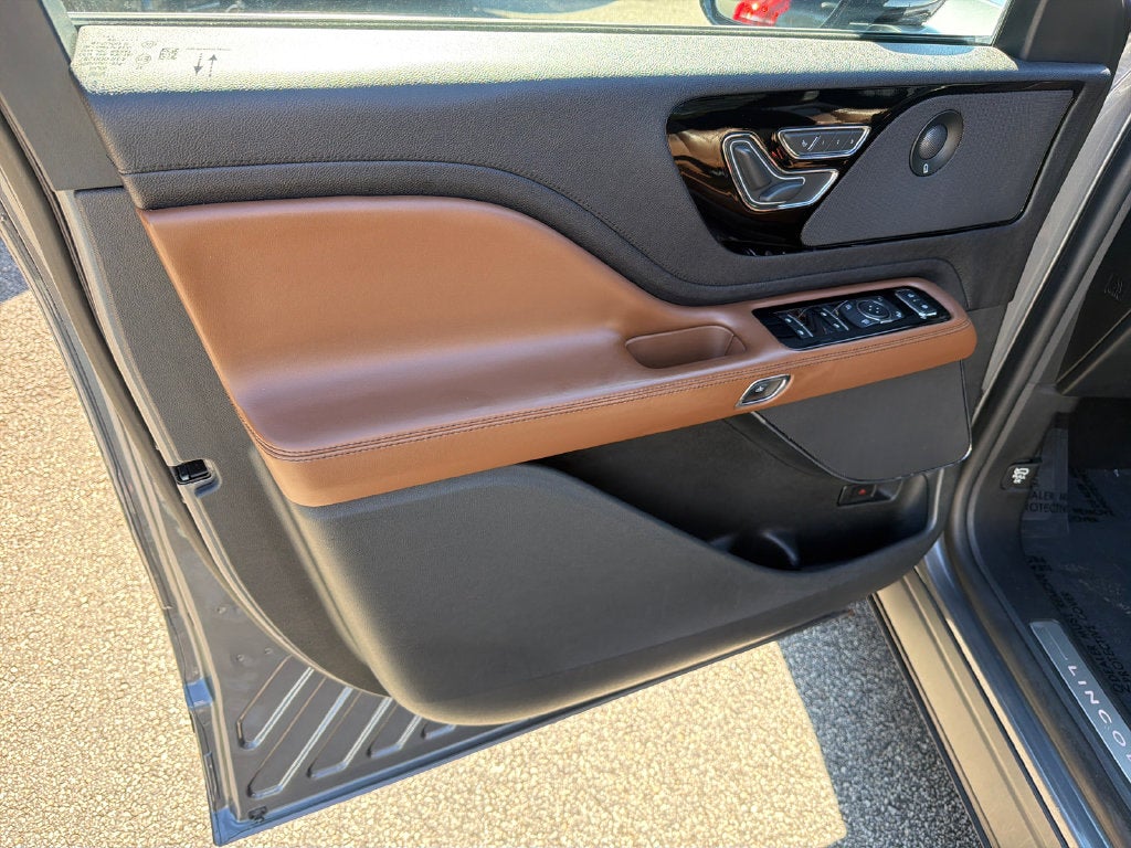 2022 Lincoln Aviator Plug-In Hybrid Grand Touring SE 21 TH VS BS