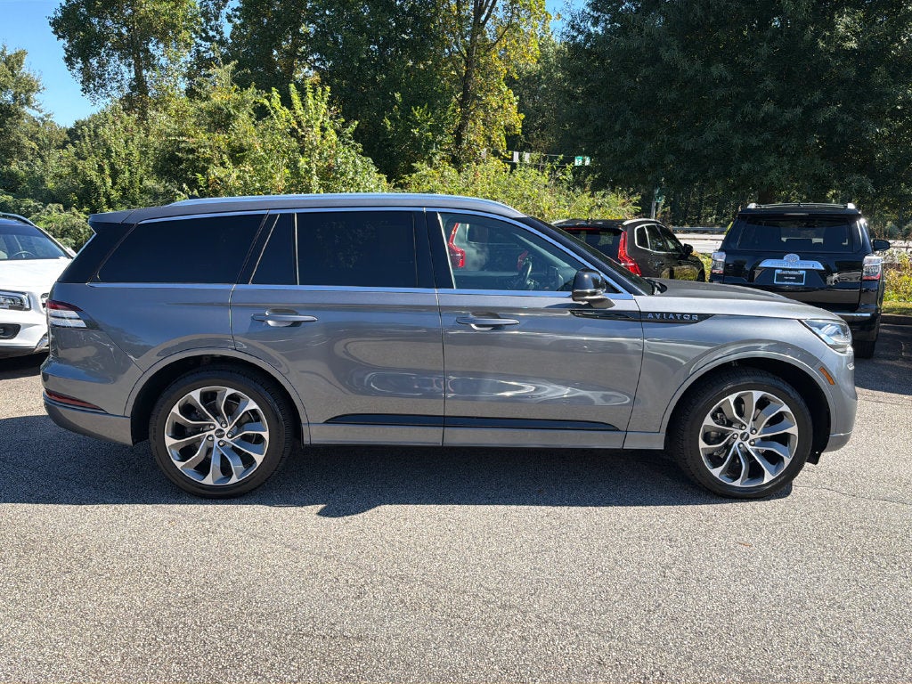 2022 Lincoln Aviator Plug-In Hybrid Grand Touring SE 21 TH VS BS
