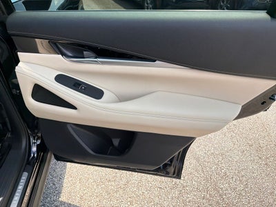 2023 INFINITI QX60 PURE