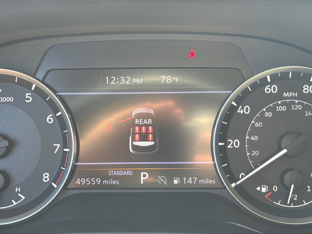 2023 INFINITI QX60 PURE SE 18 BS
