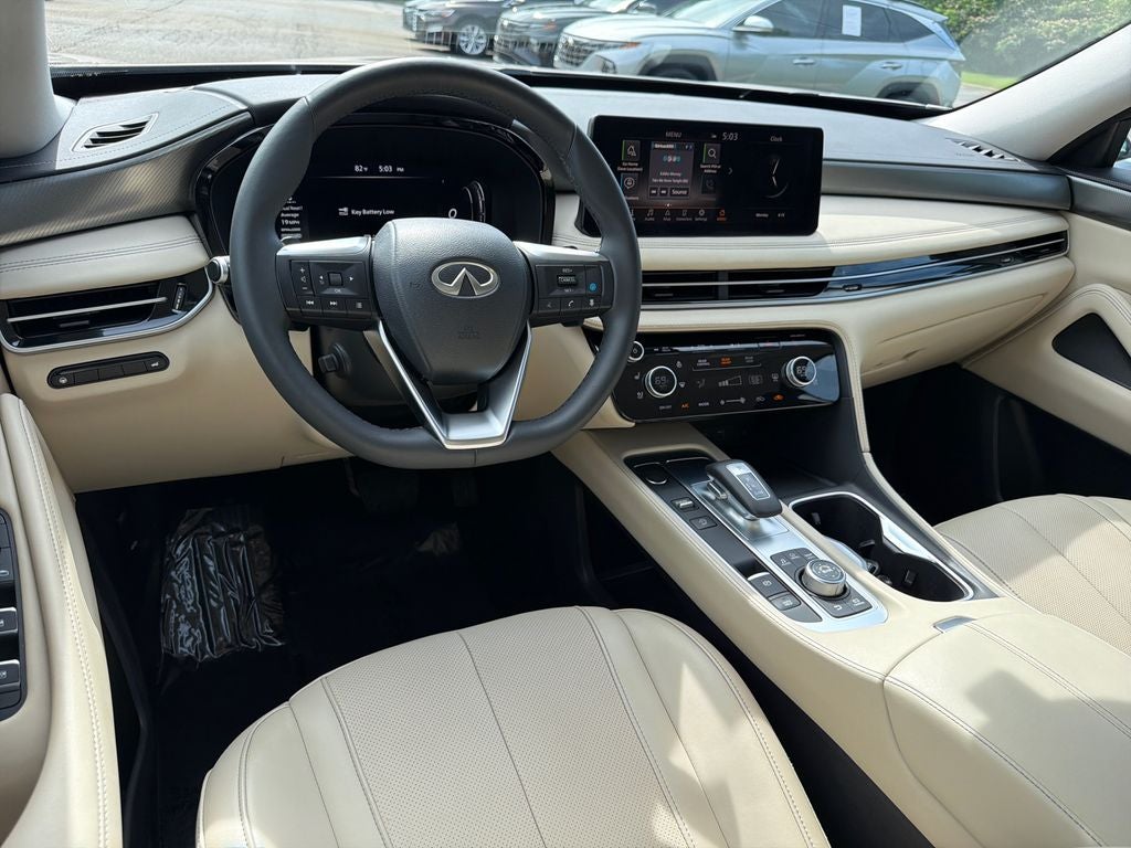 2023 INFINITI QX60 LUXE