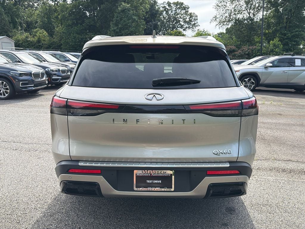 2023 INFINITI QX60 LUXE
