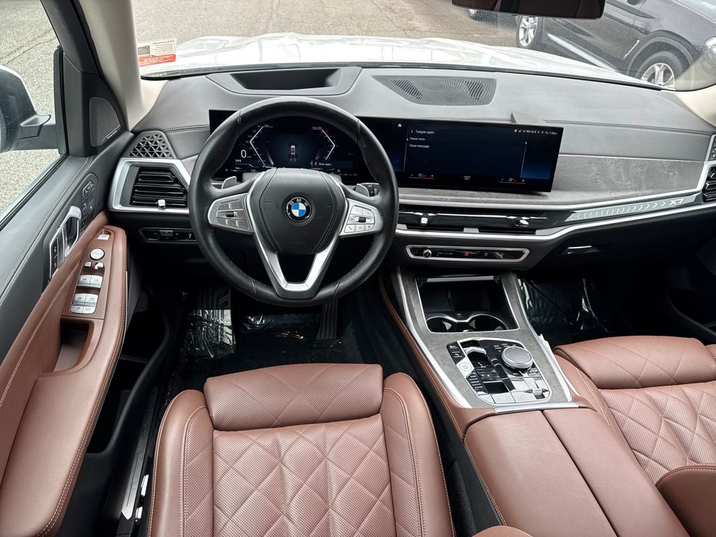 2023 BMW X7 xDrive40i
