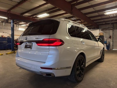 2023 BMW X7 xDrive40i