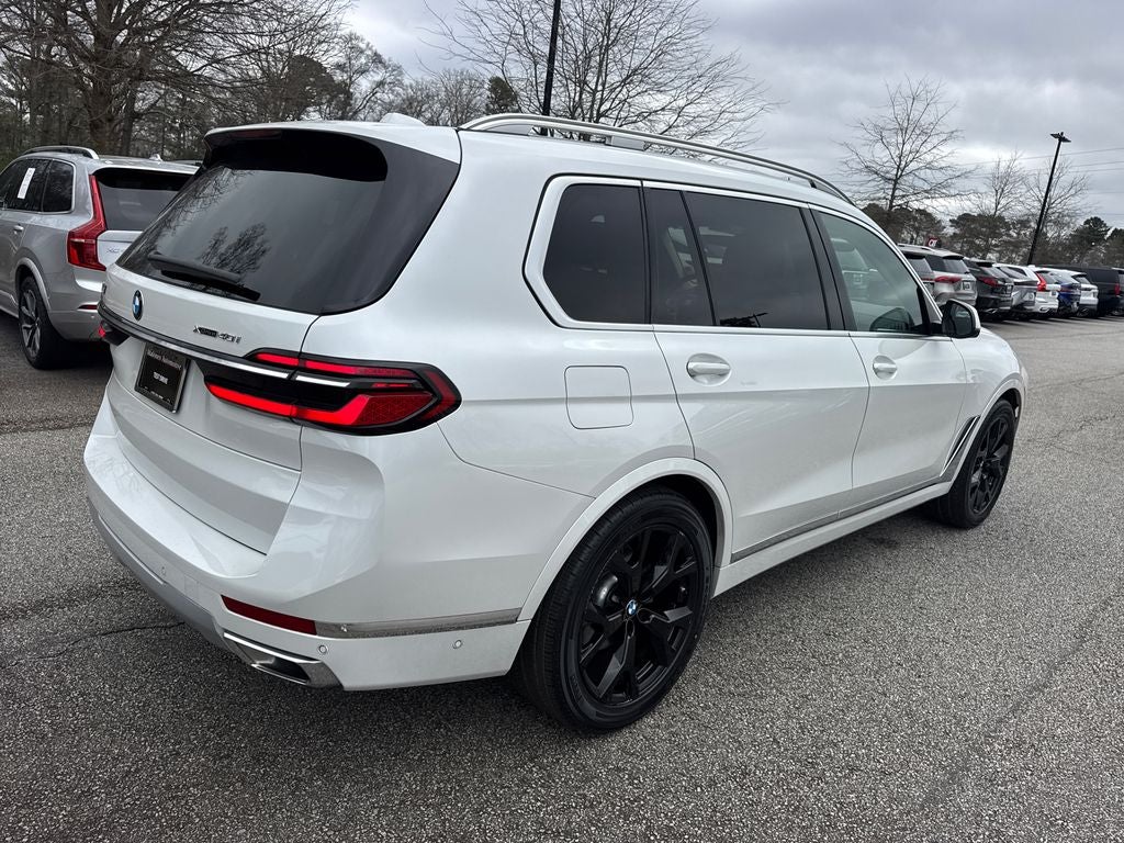 2023 BMW X7 xDrive40i