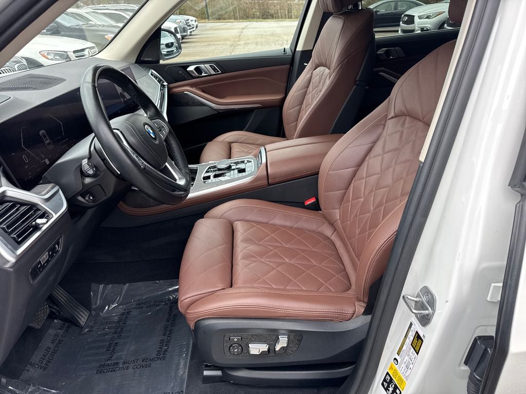 2023 BMW X7 xDrive40i