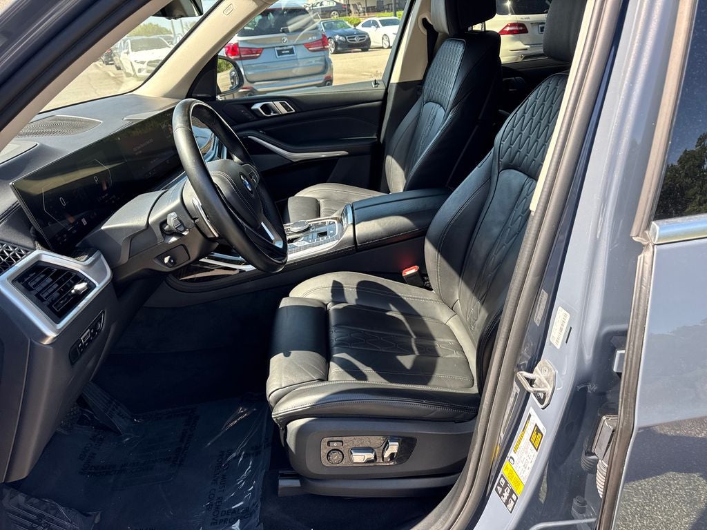 2023 BMW X7 xDrive40i