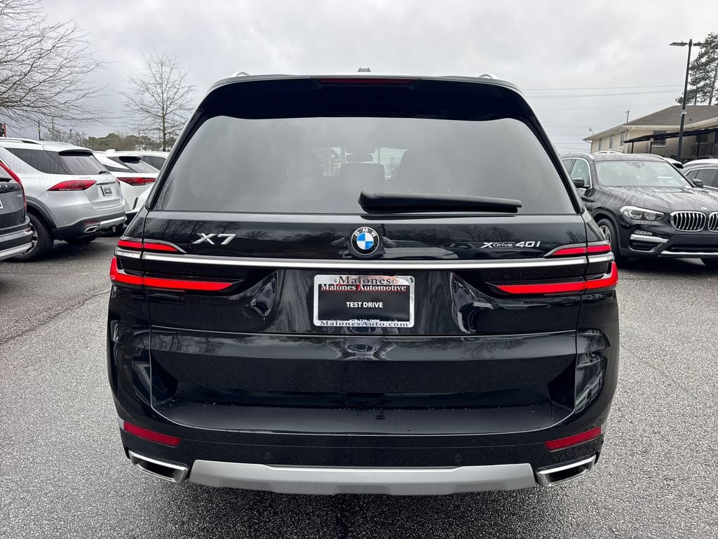 2023 BMW X7 xDrive40i
