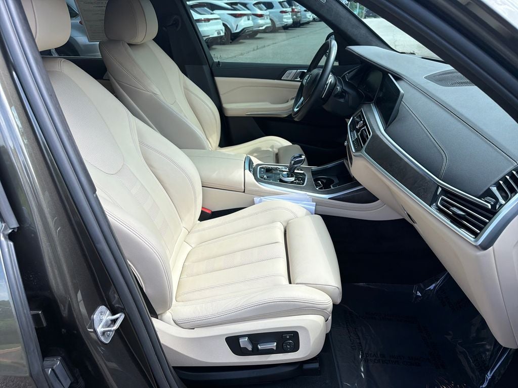 2021 BMW X7 xDrive40i