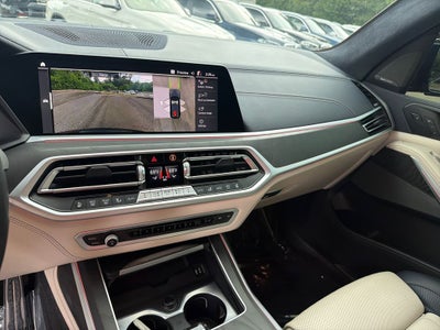 2022 BMW X7 M50i