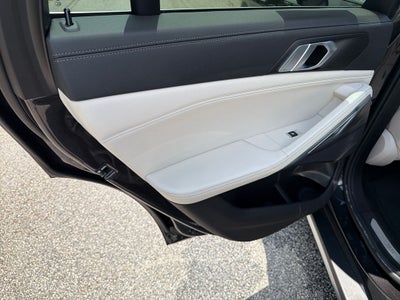 2023 BMW X6 xDrive40i
