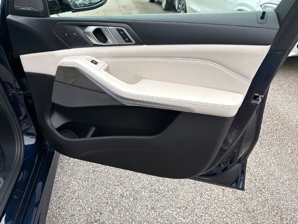 2020 BMW X5 M50i SE 22 EXEC DRVAST PANO SV HU LP SV AC
