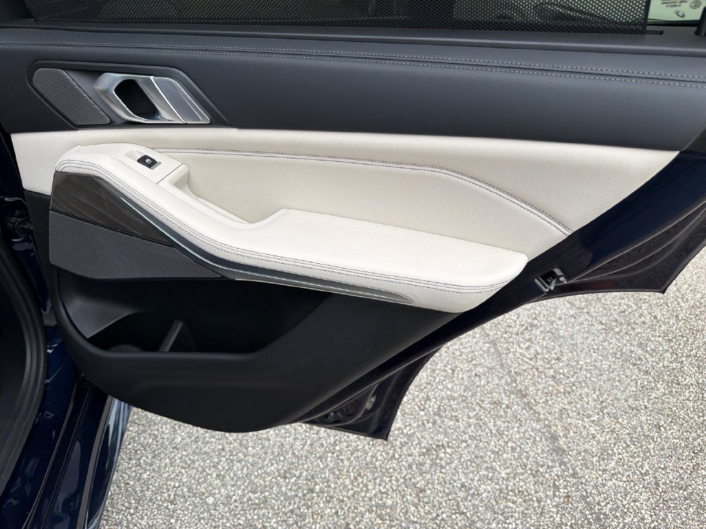 2020 BMW X5 M50i SE 22 EXEC DRVAST PANO SV HU LP SV AC