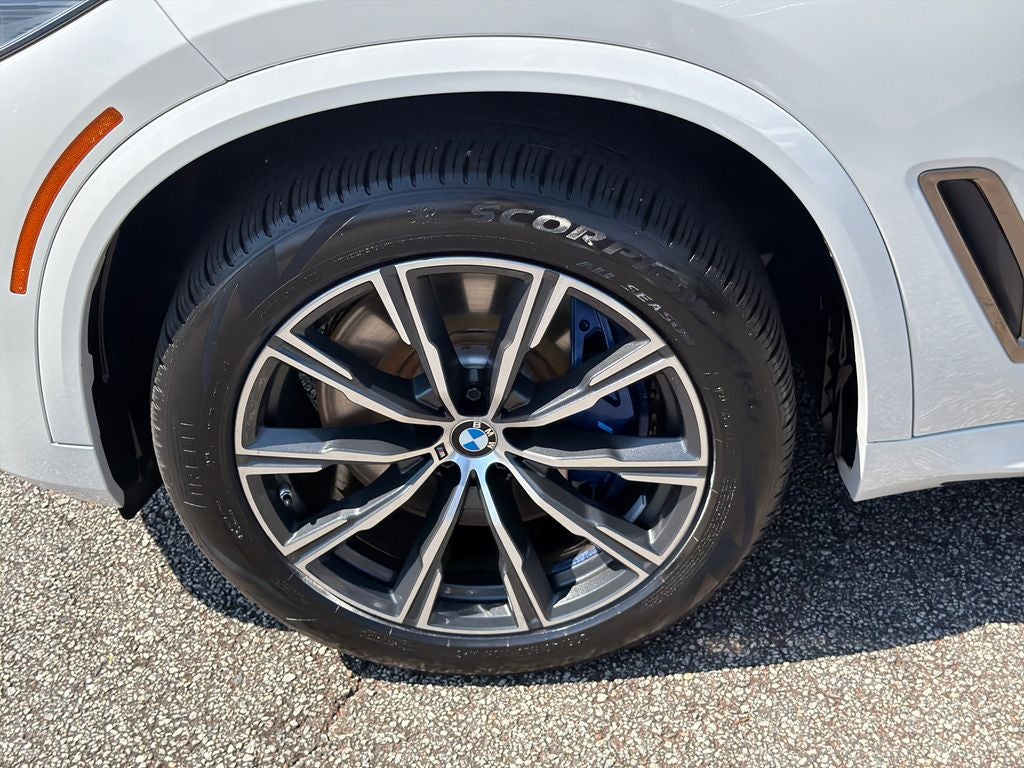 2023 BMW X5 M50i