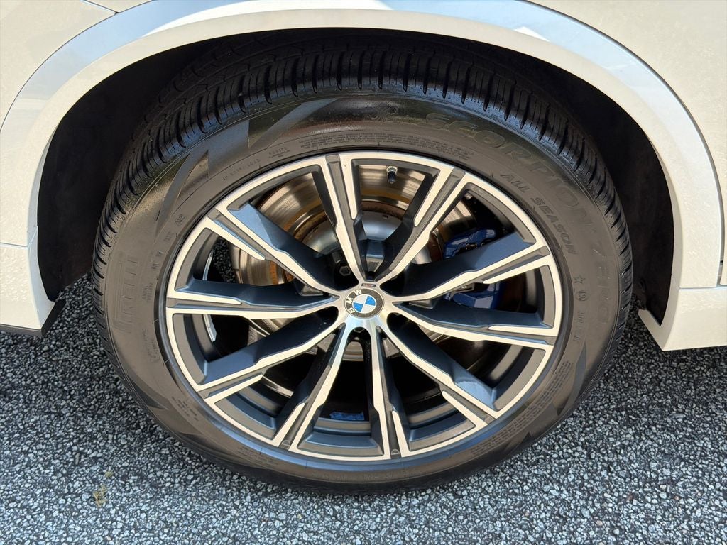 2023 BMW X5 M50i
