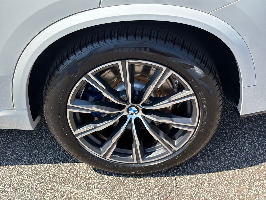 2023 BMW X5 M50i