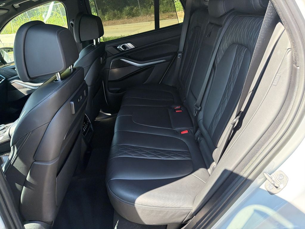2023 BMW X5 M50i