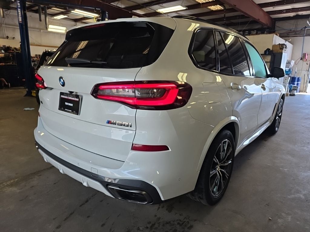 2023 BMW X5 M50i